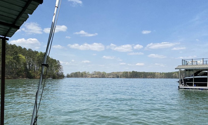 Buford House | Direct Lakefront House w/Awesome Views
