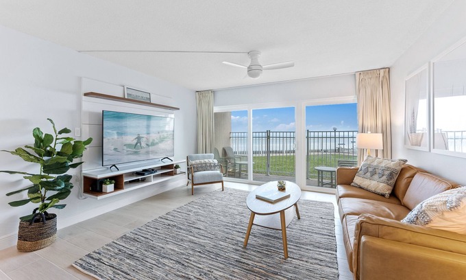 Satellite Beach Condo | Direct Oceanfront Bliss: Ground-Floor Condo with Heated Pool & Private Beach Access 🌊☀️