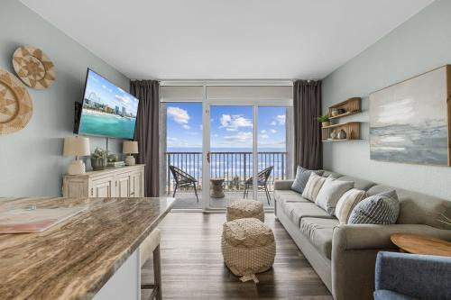 Arcadian Shores Apartment | Direct OCEANFRONT- King Bedroom- AMAZING VIEWS/Pools/Hot Tubs/Beach Access/Golf