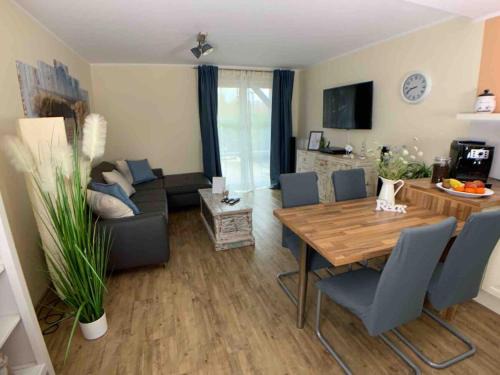 Seeheilbad Graal-Muritz Apartment | discovAIR Graal Müritz -Haus Quisisana- Strandnah mit Netflix