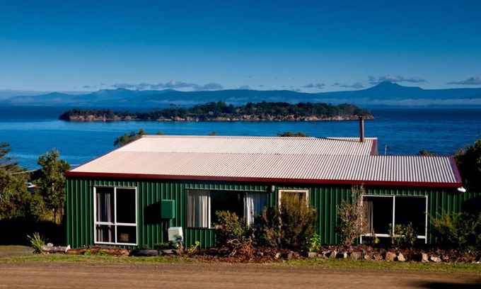 Alonnah House | Discover Bruny Island Holiday Accommodation