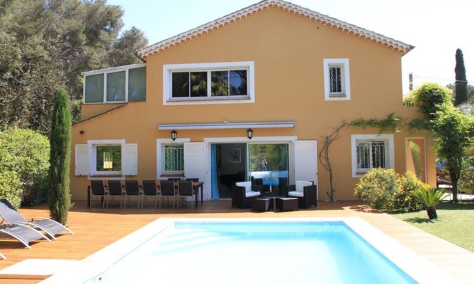 La Londe-les-Maures Villa | Discover Porquerolles island - VILLA 5 STARS - 5min beaches