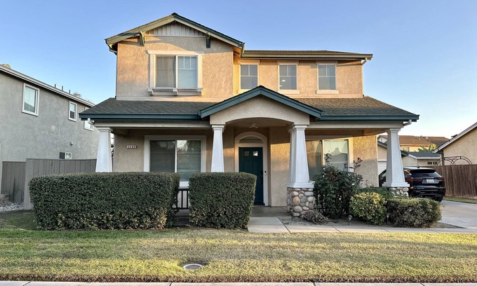 Turlock House | Discover Turlock charm near California State University