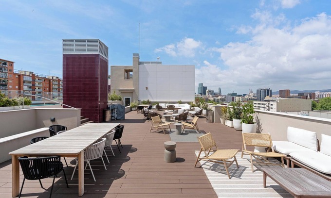 Diagonal Mar i el Front Maritim del Poblenou Apartment | Discover Your Urban Oasis: Modern 1-Bedroom Apartment in Barcelona's Vibrant Forum Area