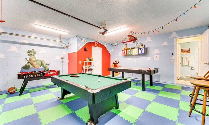 Lake Davenport Estates Villa | Disney-Themed Villa w/Heated Pool, 10 Mi to Parks