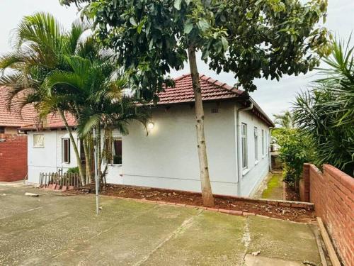Berea House | Divine Harvest Guesthouse