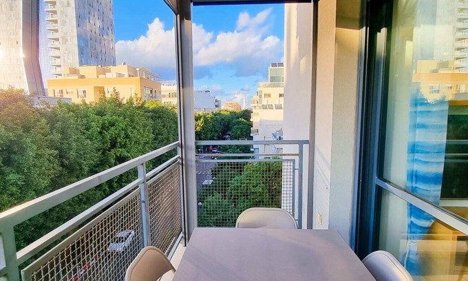 Tel Aviv Apartment | Dizengoff Muguet