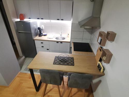Kisela Voda Apartment | DJS-Modern Studios