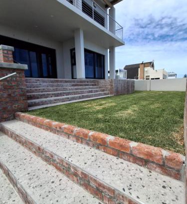 De Kelders Apartment | DK Dream Self Catering 2 Bedroom Apartment