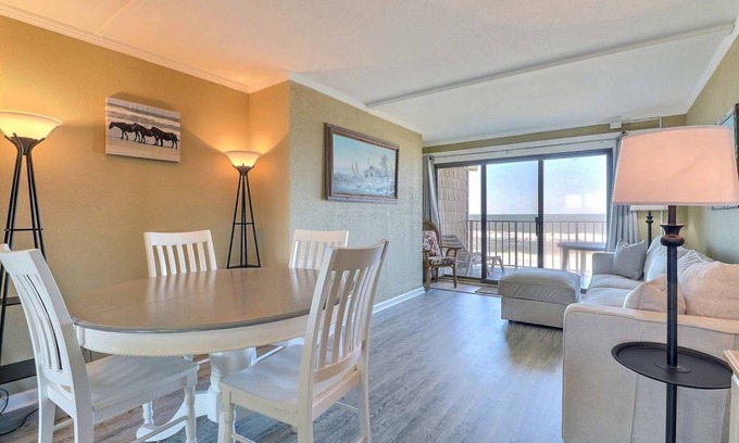 Nags Head Condo | DL301 Dune Lantern 301 Oceanfront
