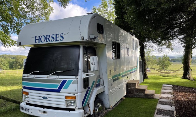 Cockermouth Cabin | Dobbin the horse box in The Lake District