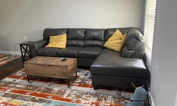Greensburg Condo | Doc's Place - Near Green River and Green River Lake