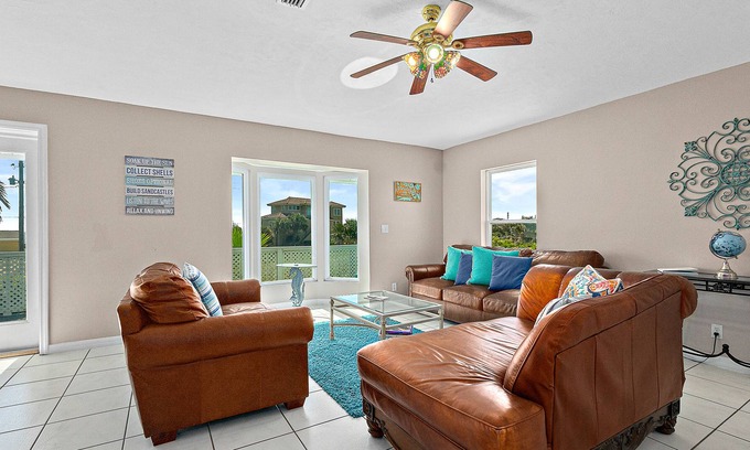 Beverly Beach House | Dog-friendly and beautiful home close to the beach w/ocean views, WiFi, AC