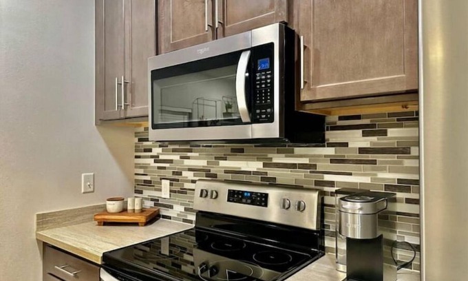 Sheboygan House | Dog-friendly centrally located townhouse on the Sheboygan River.n