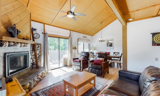 Shaver Lake House | Dog-friendly chalet w/shared pool, hot tub, gas fireplace - close to lake