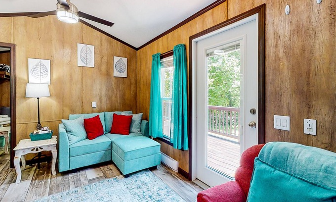 Vilas House | Dog-friendly cottage in the mountains with a spacious deck, grill, firepit, & AC