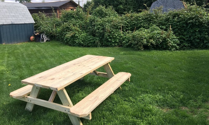 Russian Jack Park House | Dog Friendly - Cozy Duplex Unit near JBER