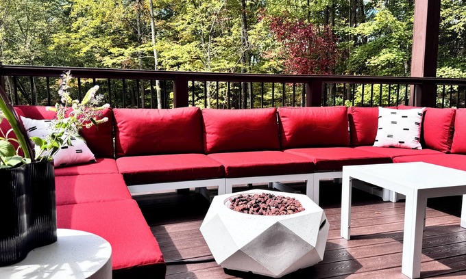 East Stroudsburg House | Dog friendly - Forest Escape - wraparound deck - 3BR - Shawnee - Long Stays