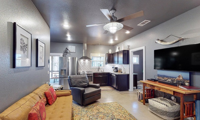Eureka Springs Apartment | Dog-friendly home near the lake with a hot tub, firepit, grill & deck