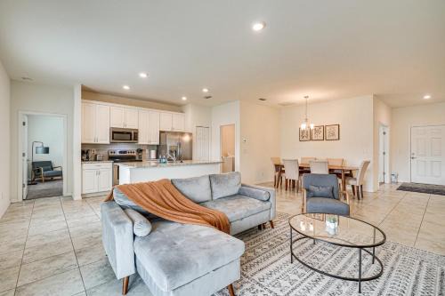 Mariner House | Dog-Friendly Home with Screened Porch in Cape Coral!