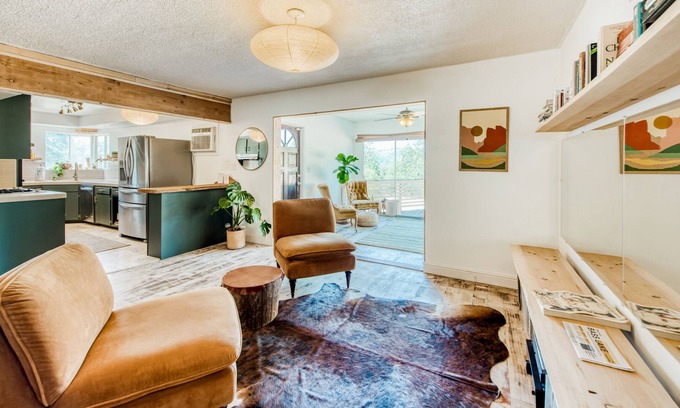 Wishon House | Dog-friendly mountain view retreat with W/D & wood fireplace - close to lake