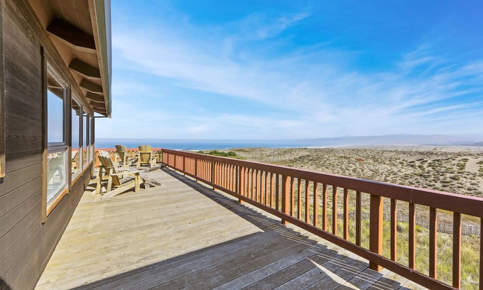 Fort Bragg House | Dog-friendly, oceanfront home with private hot tub - next to the State Park