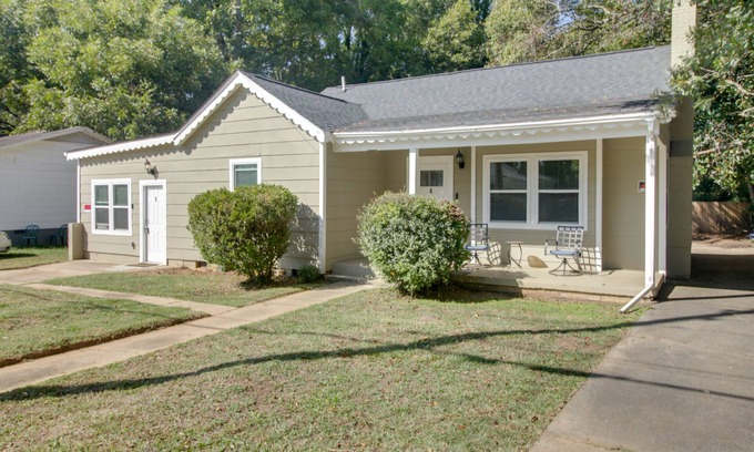 Shelby House | Dog-Friendly Shelby Home w/Private Yard & Hot Tub