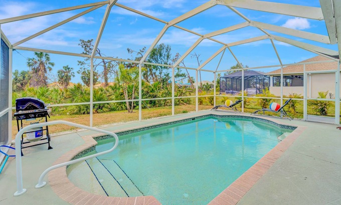 Rotonda Lakes House | Dog-friendly single-story home with heated private pool, lanai, firepit & golf