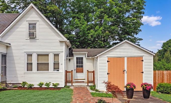 Old Orchard Beach Cottage | Dog Friendly, Relaxing Cottage Stay Steps Away from The Beach