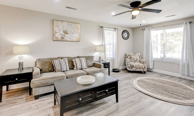 Johns Island House | Dog-friendly village home with front porch, grill, backyard, W/D, AC, & desk
