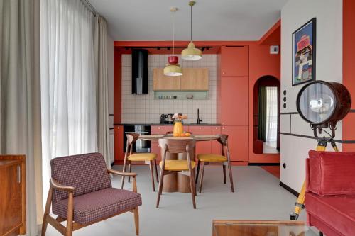 Mlyniska Apartment | DOKI Living Suites - Foodhall & Parking by Downtown Apartments