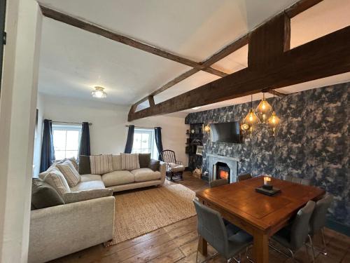 Dolgellau Apartment | Dolgellau Grand Heights Apt