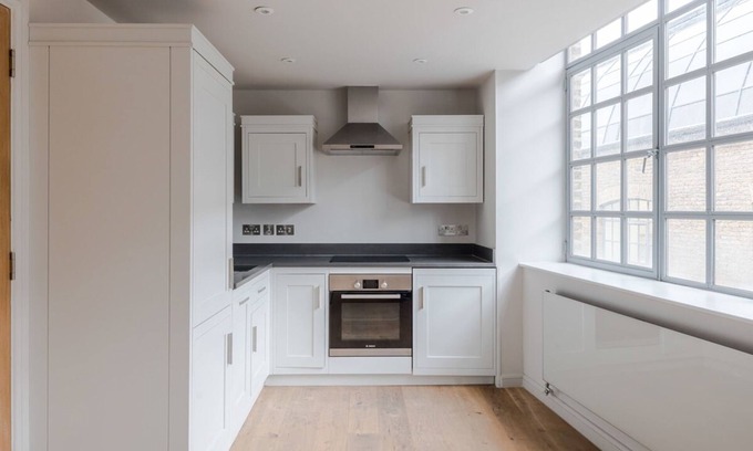 Clerkenwell Apartment | Dolls House - Farringdon - by Frankie Says