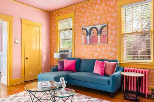 Hillsboro Village Apartment | Dolly's Music Row Oasis - Walkable Location
