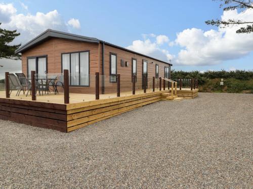 Hasguard Cross House | Dolphin