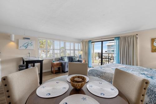 Cedar Key House | Dolphin View 217 at Cedar Cove Condos