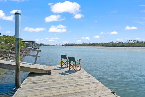 St. Augustine House | Dolphins and Dream Water Views Dock Your Boat