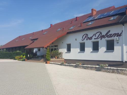 Masłow Bed & Breakfast | Dom Pod Dębami
