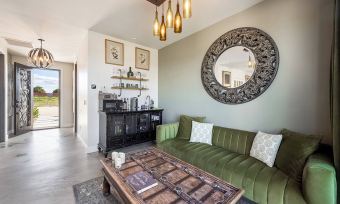Temecula Bed & Breakfast | Domaine Chardonnay, one of Temecula Wine Country's premier residential properties, is an exclusive, privately operating, winery estate Bed & Breakfast with 3 beautifully appointed, independent guest suites for overnight accommodations, each featuring