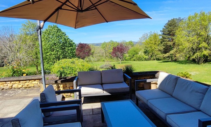 Cenac-et-Saint-Julien Villa | Domaine du Perier