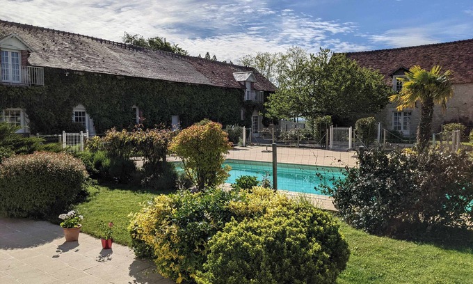 Averdon House | Domaine de Champouteau - LA BERGERIE - Large charming gîte 5* 10 people