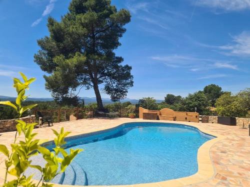Entrecasteaux House | Domaine de L'échappée Belle