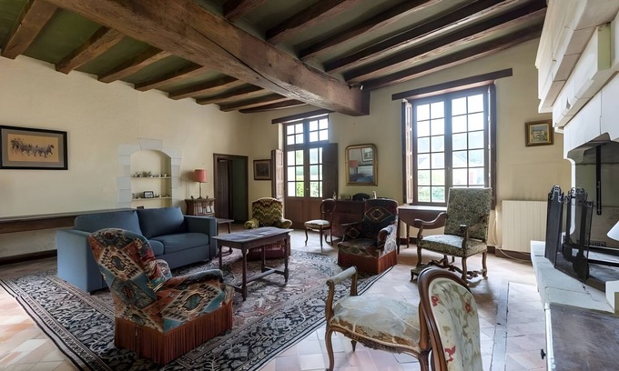 Villiers-au-Bouin Villa | Domaine de l'Aubonnière - 14p - Rêve au Mans
