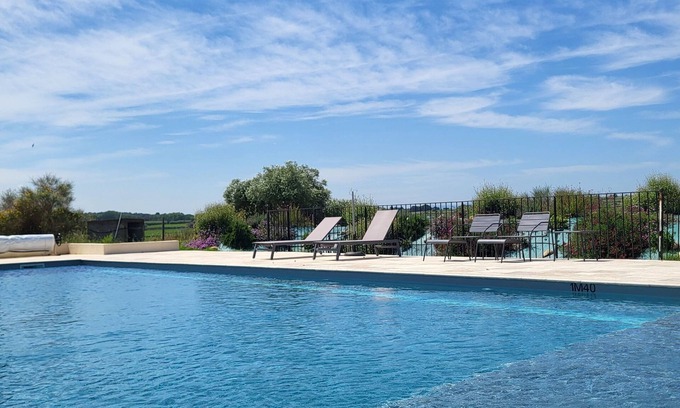 Tourbes House | Domaine de l'Envolée