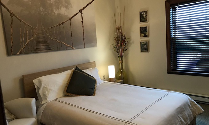 Mauricie Apartment | Domaine de la Baie - Suites and room - La Gabelle