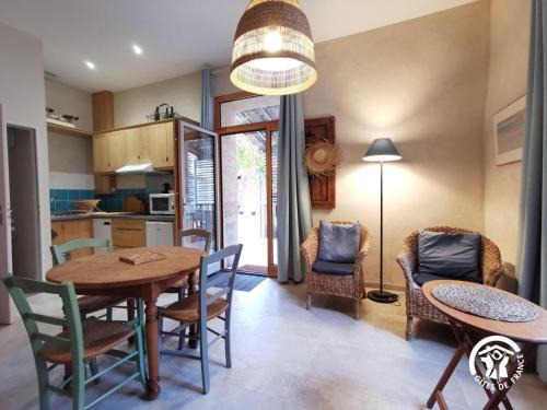 La Peyrade House | Domaine de Stony - Eco-Gîtes et Vignoble