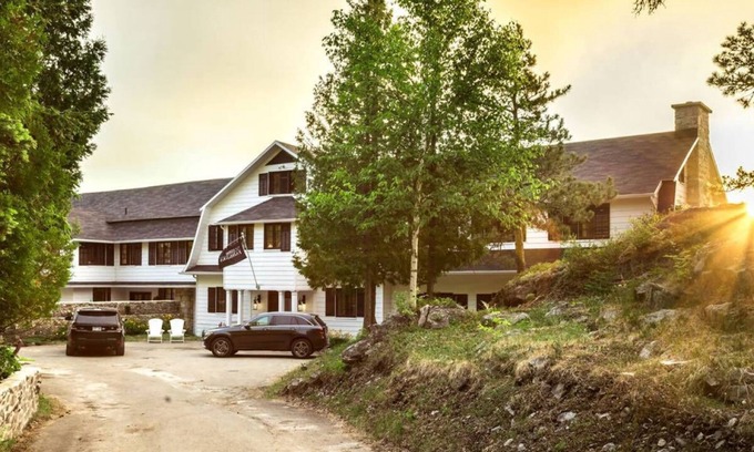 Pointe-au-Pic House | Domaine Fairbanks