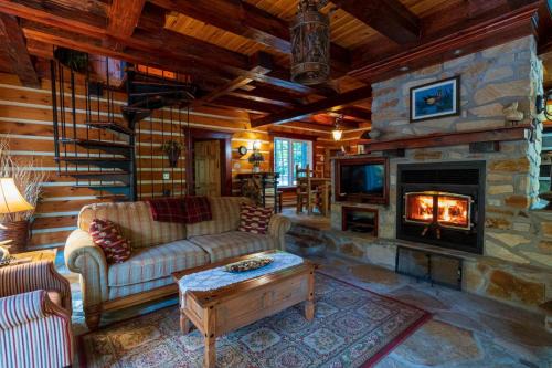 Mauricie House | Domaine Rivière Sacacomie