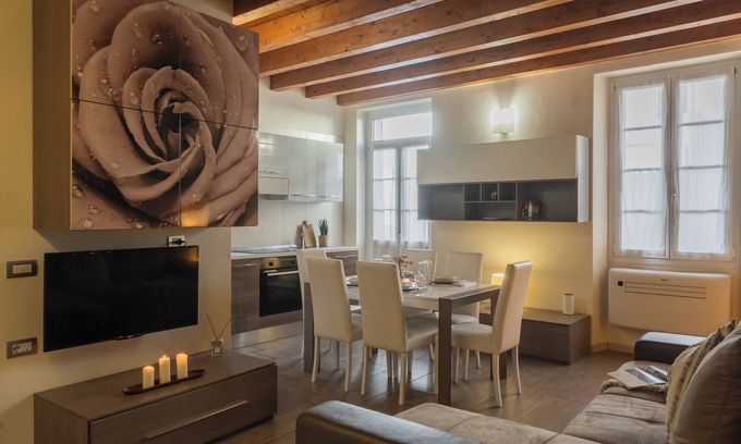 Como City Centre Apartment | Domus in Como