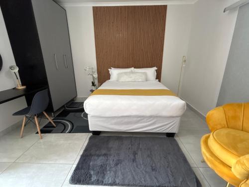 Rustenburg House | DonDave Guesthouse